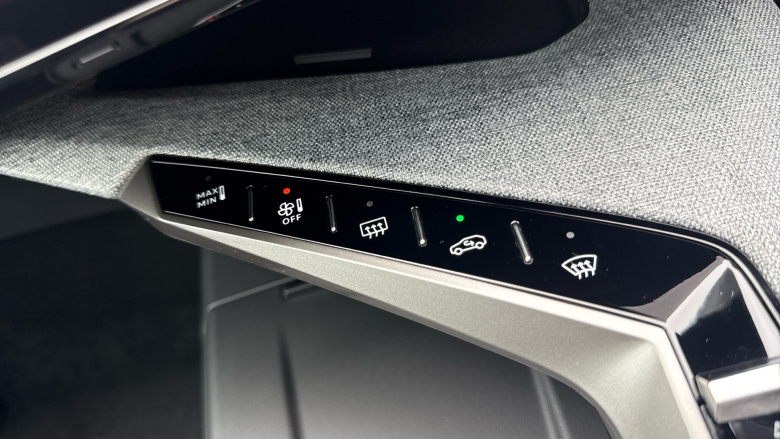 Peugeot 3008 1.2 Hybrid 145 Allure 5dr e-DSC6 Petrol Estate